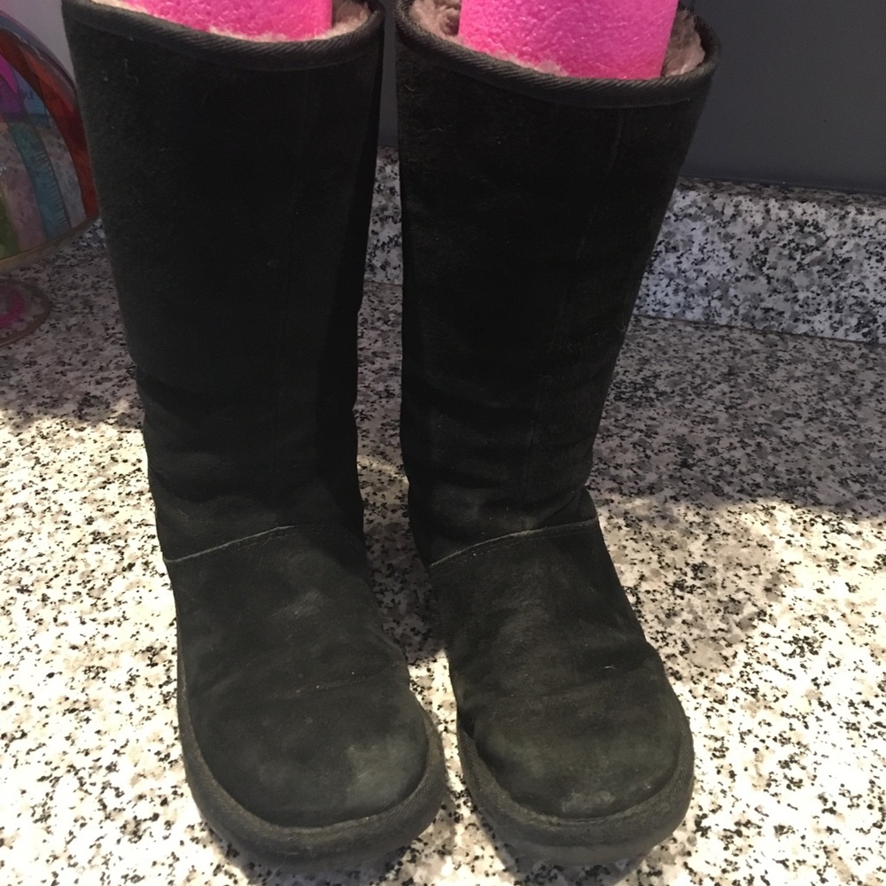 UGG Knightbridge Zip Boot Black